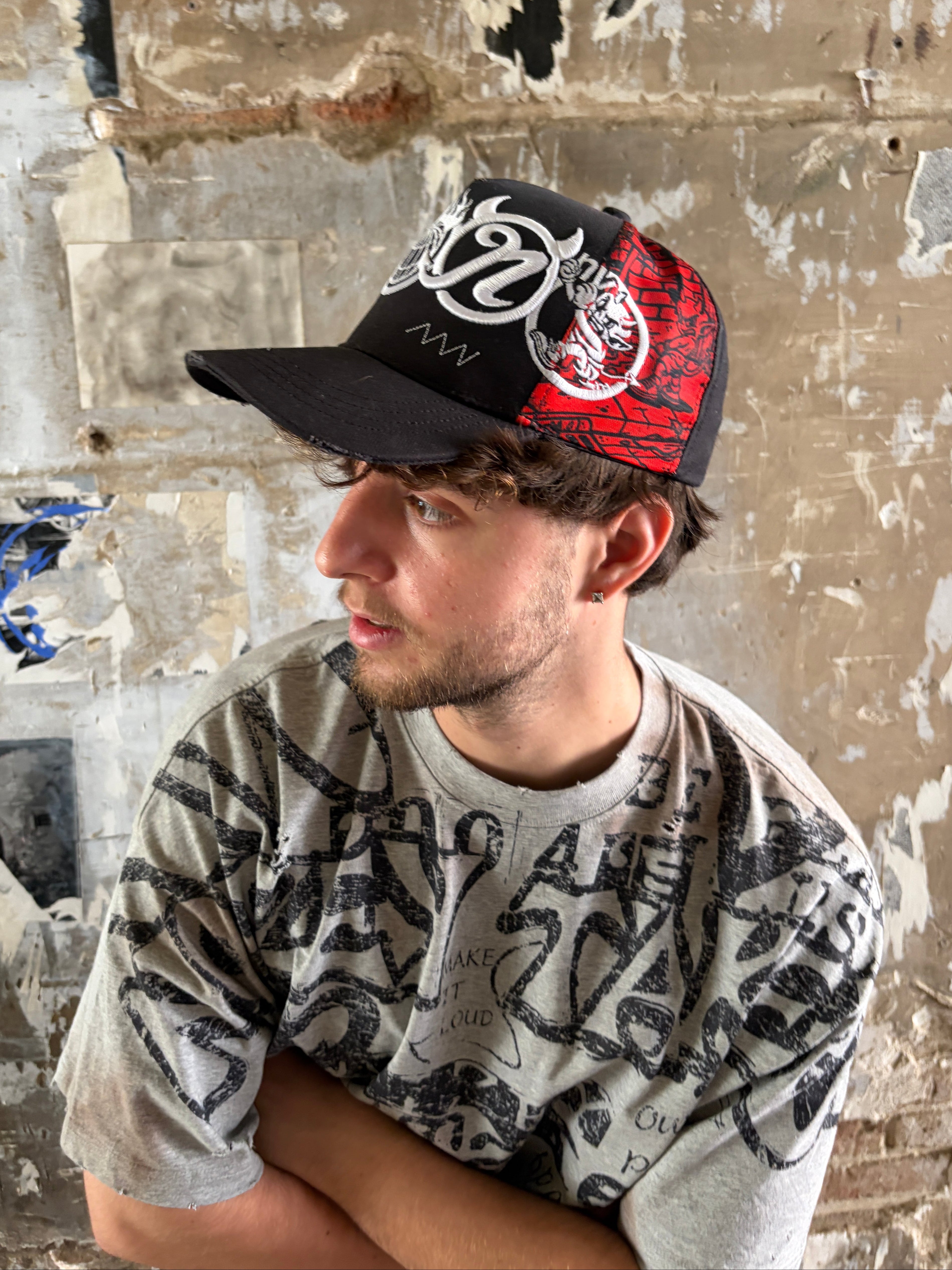 Zig Zag Cap